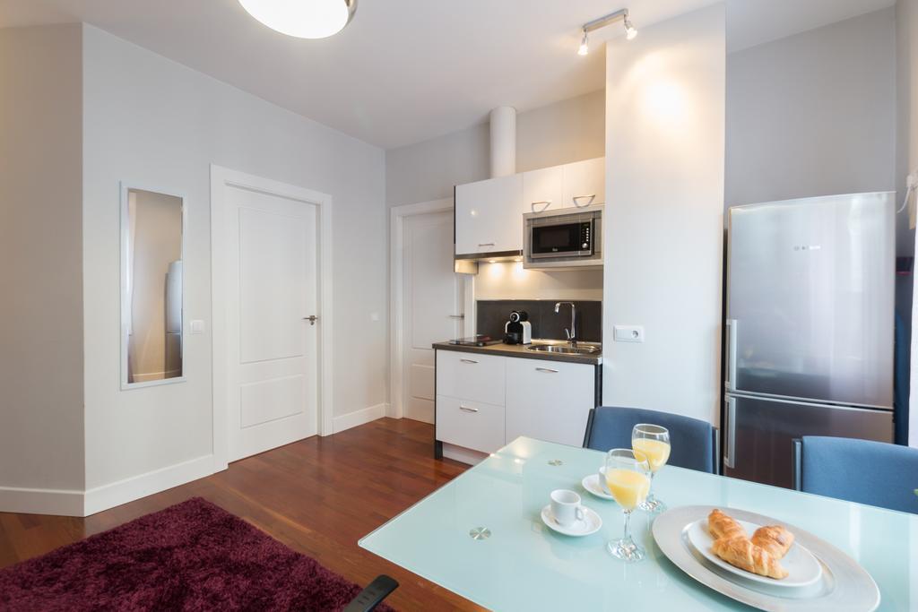 Gran Via 55 Exclusive Apartments Madrid Buitenkant foto